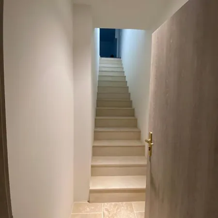 Le Duplex St Nicolas ביון